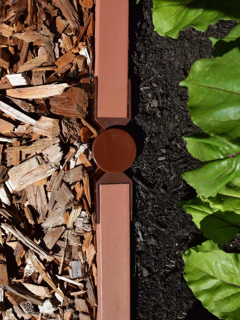 Straight Landscape Edging Kit With 2" Boards - Image 4