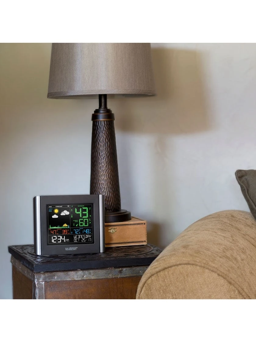 La Crosse V10-TH Wireless WiFi Weather Station - Image 4