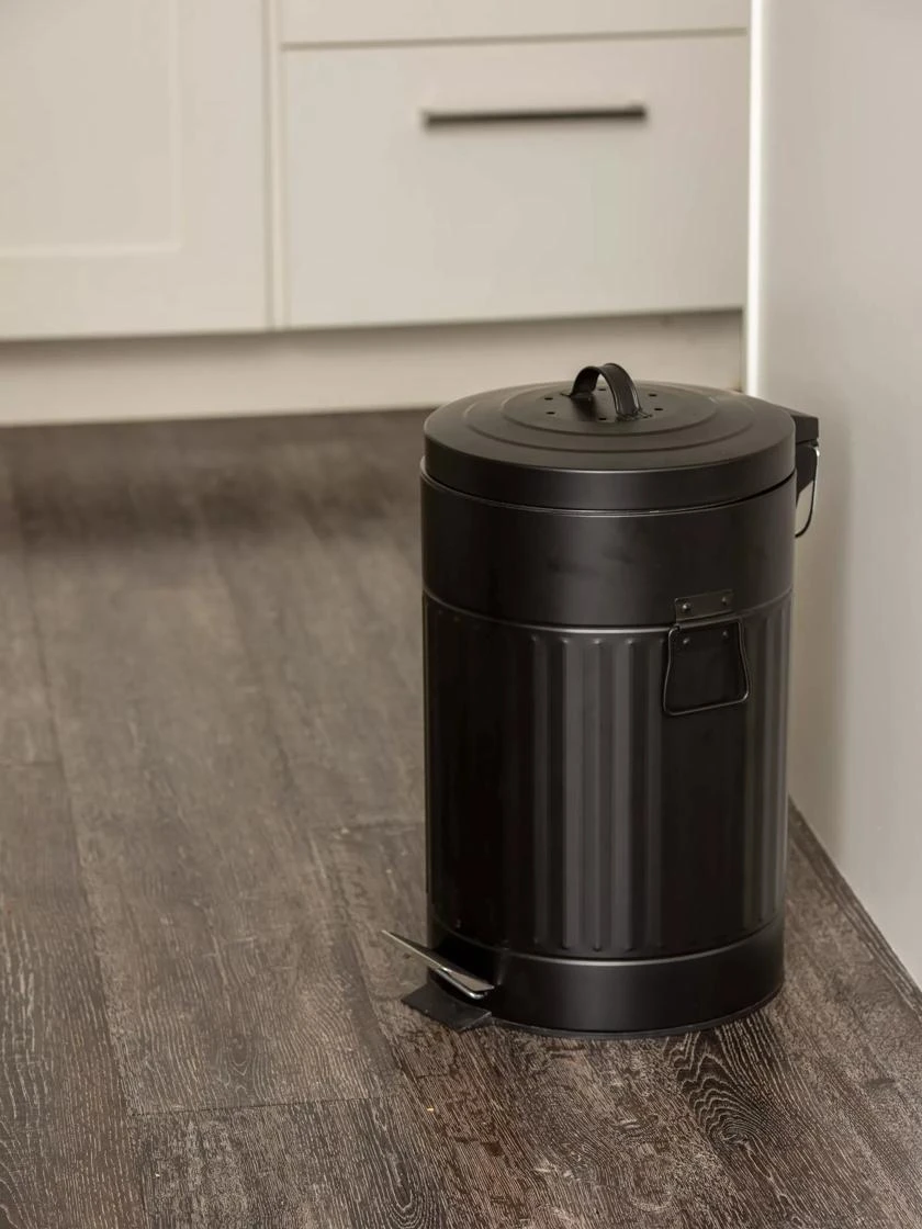 Pedal Pop Compost Can - Image 2