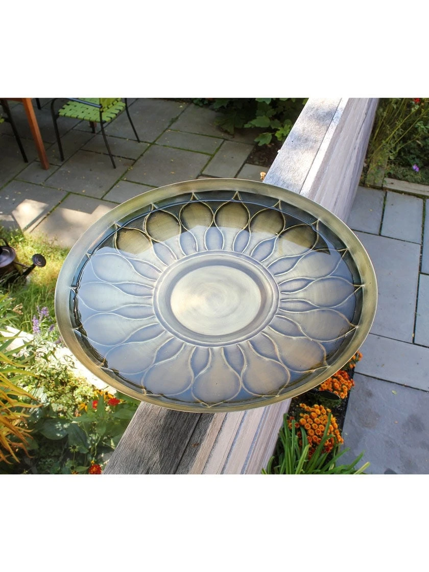 Achla Designs African Daisy Birdbath With Over-the-Rail Bracket - Image 5