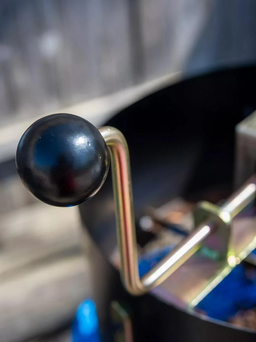 Gardener's Rotary Compost Soil Sifter - Image 4