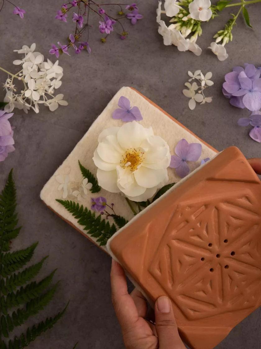 Terra Cotta Microwave Flower Press - Image 2