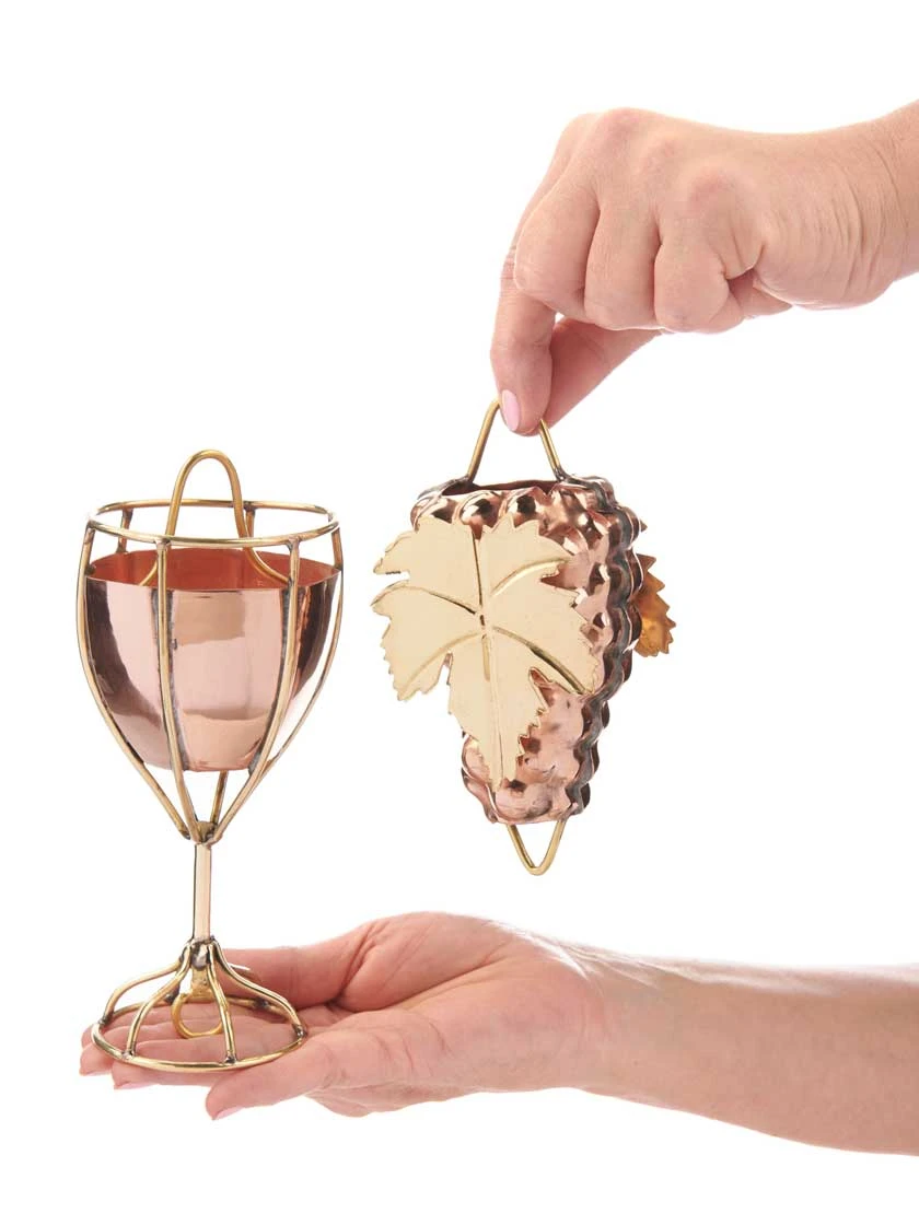 Wine Bottle, Grapes & Glasses Copper Rain Chain, 9.5' - Image 2